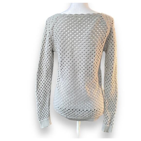 Loft Open Knit Pullover Sweater Sz S Gray Long Sleeve Scallop Neckline - Picture 5 of 10